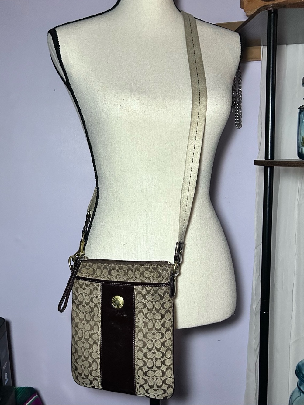 Coach Sutton Signature Stripe Swingpack Crossbody Tan Canvas Patent Leather